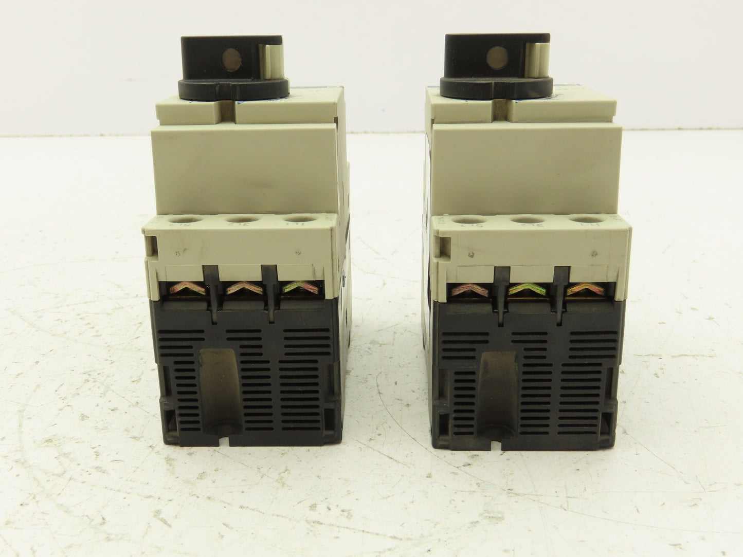 Telemecanique GV2-L14 Manual Motor Starter Circuit Breaker 10A 3 Pole Lot of 2