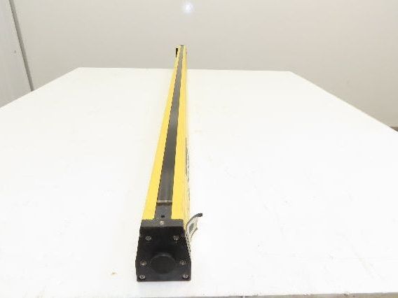 Data Instruments Detector 3 3LC60 Safety Light Curtain Transmitter 61"