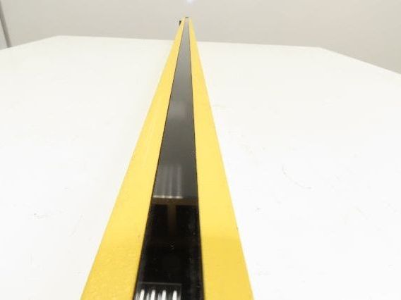 Data Instruments Detector 3 3LC60 Safety Light Curtain Transmitter 61"