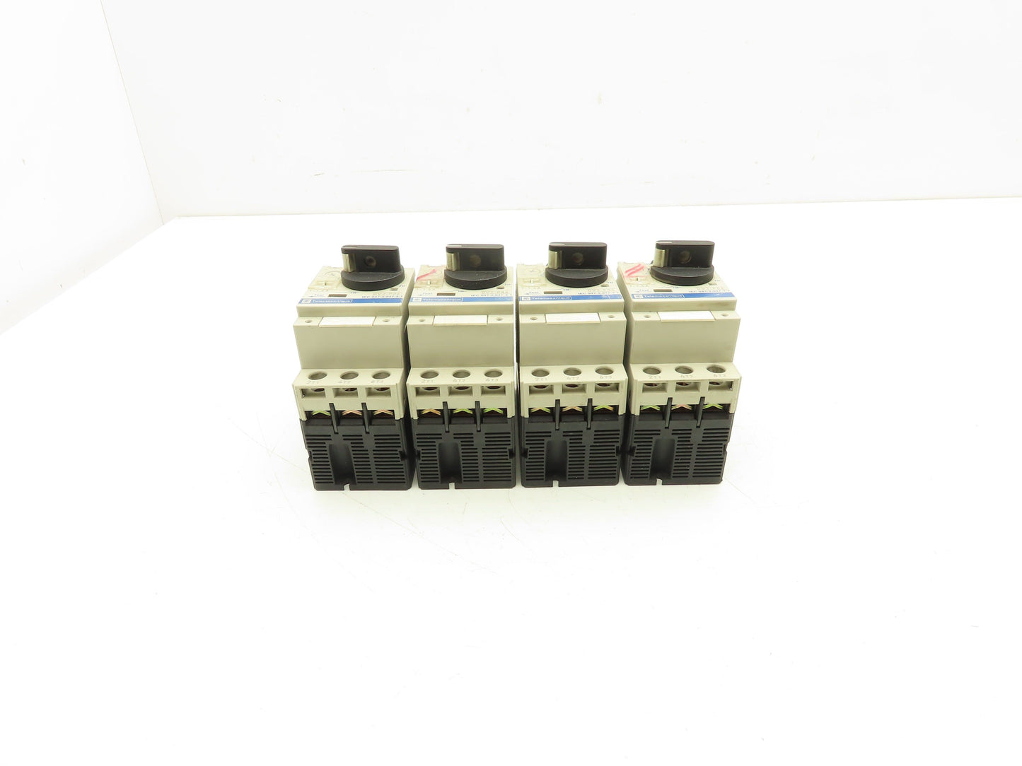 Telemecanique Motor Starter Circuit Breaker 690V 1HP 1.6A 3 PH Lot of 4