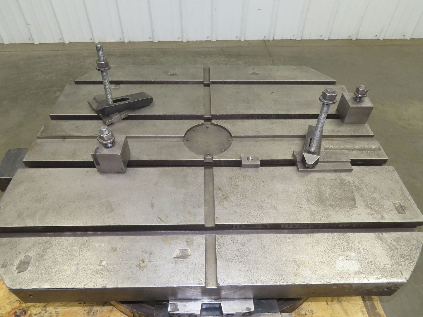 Cincinnati Gilbert Manual Rotary T-Slot Table with Air Lift 36"x 42"