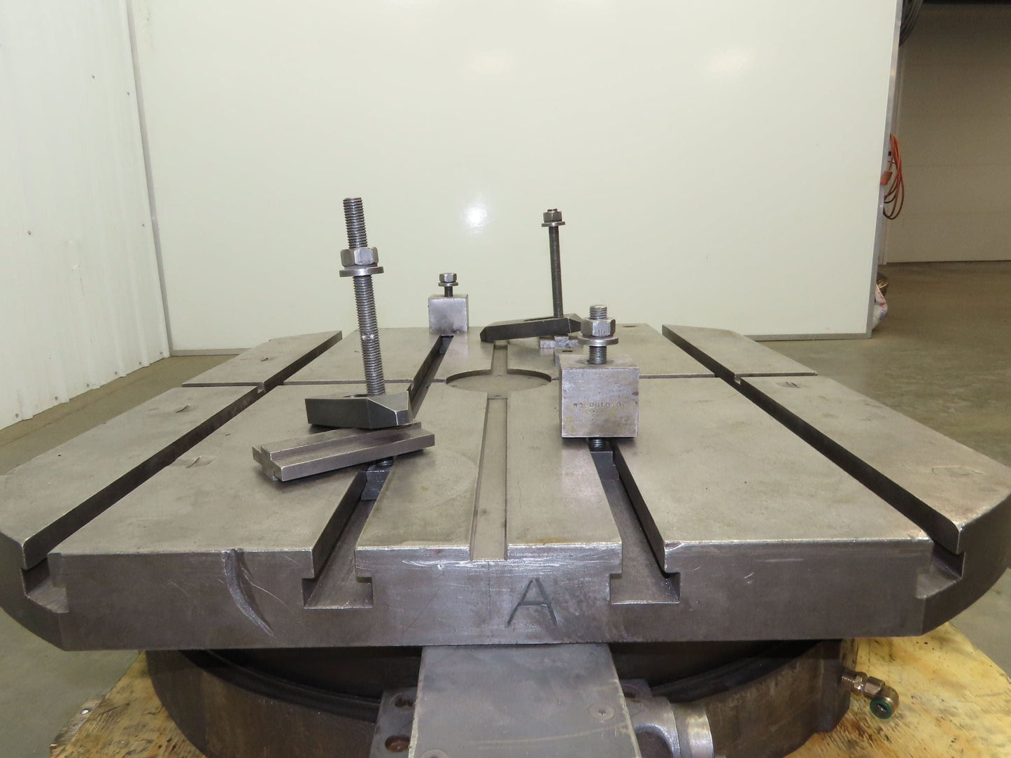 Cincinnati Gilbert Manual Rotary T-Slot Table with Air Lift 36"x 42"