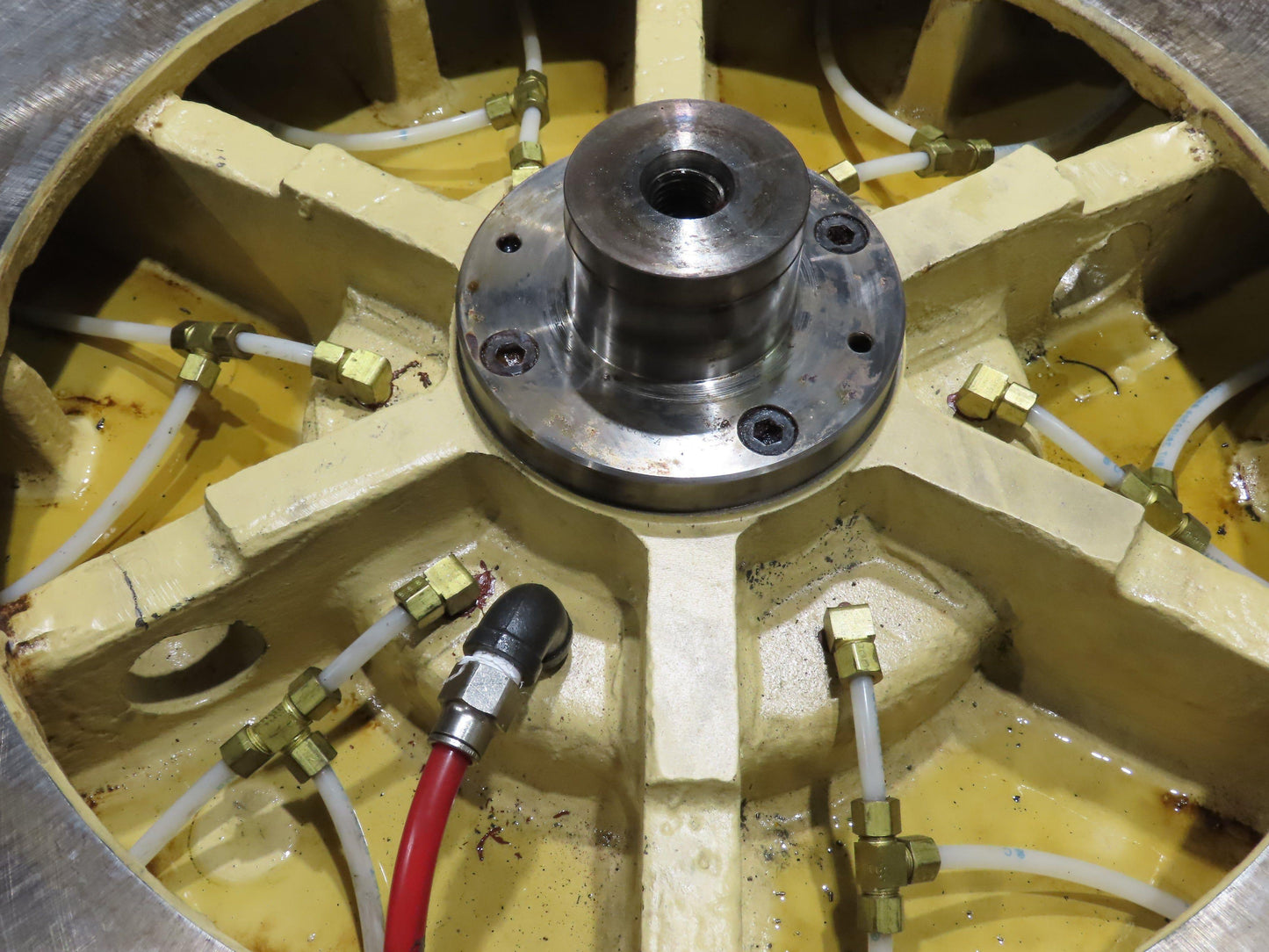 Cincinnati Gilbert Manual Rotary T-Slot Table with Air Lift 36"x 42"