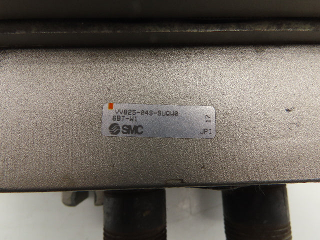 SMC VV825-04S-SUQW0 5-Station Pneumatic Manifold 4/2 Solenoid Valves 24V 1/2"npt