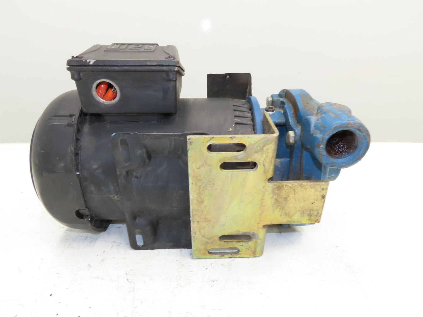 Scot MP 11 SF Cast Iron Centrifugal Pump 1.25x 1" NPT 1.5Hp 460V 3PH 56J