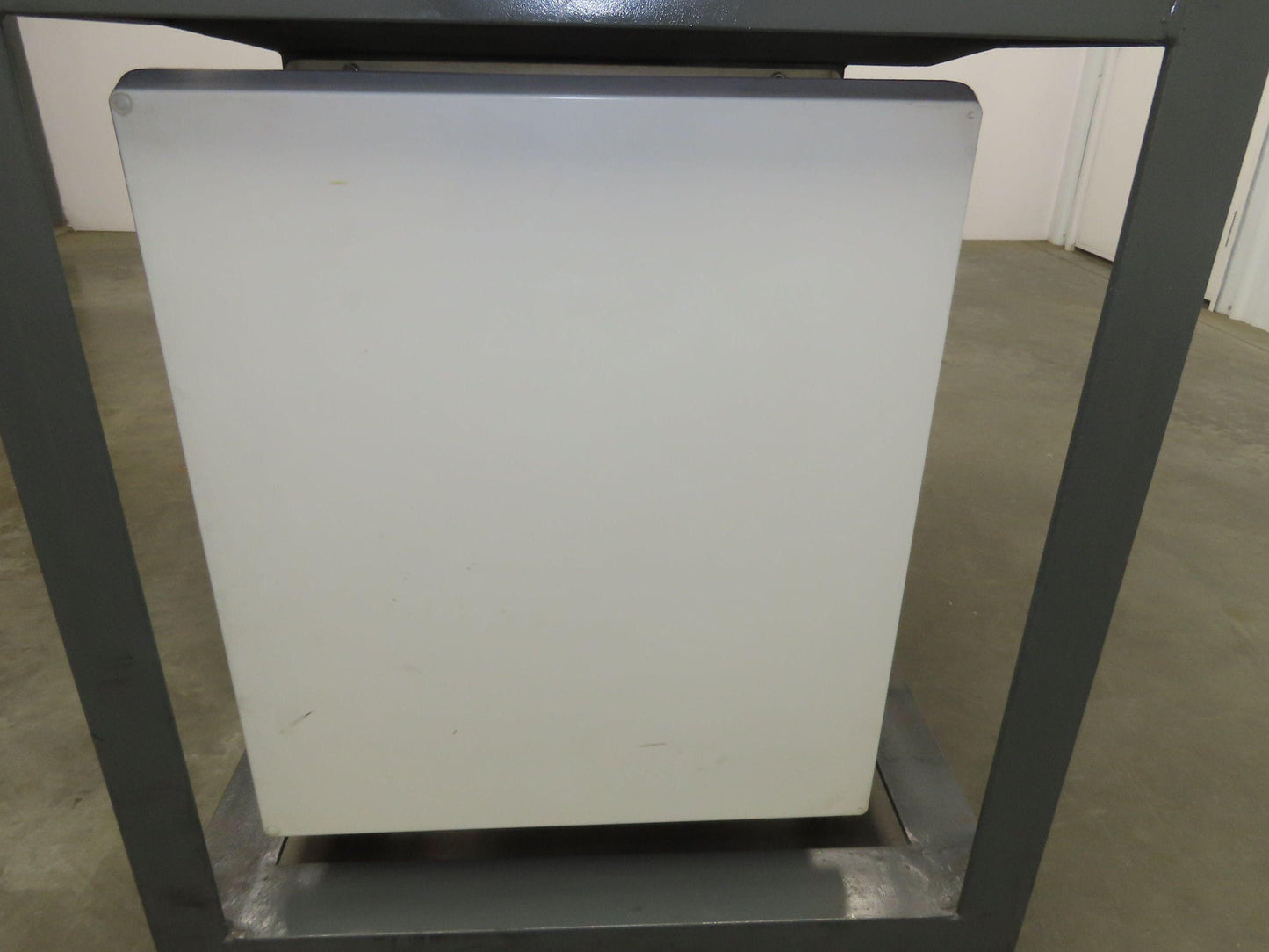 Mettler Toledo Cradle Weighing Scales 24x48" Top 750kg 1650lb IND246 Terminal