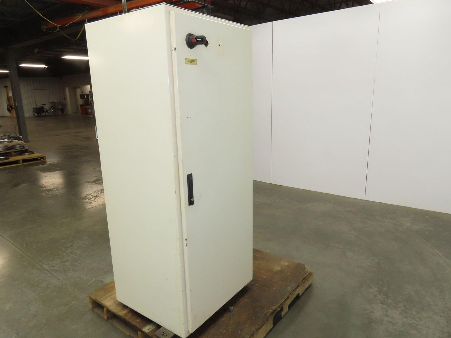 Saginaw Industrial Computer Workstation Electrical Enclosure Cabinet 66x24x27"