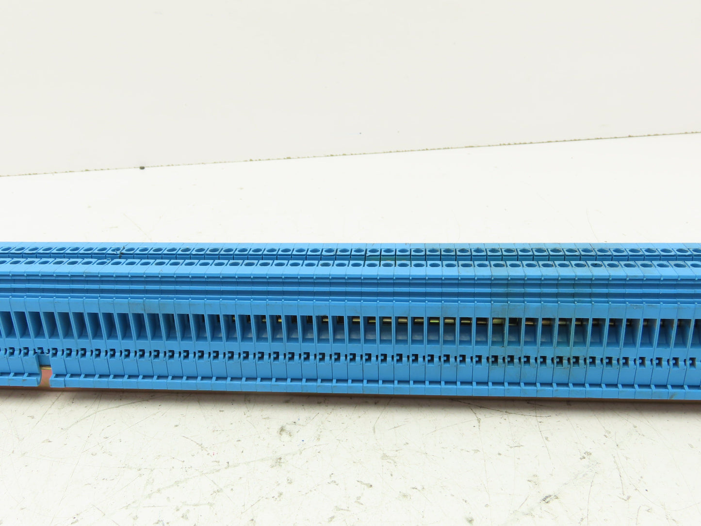 Entrelec Terminal Block Connector DIN Rail 24-10AWG 4mm² 600V 25A Lot of 150