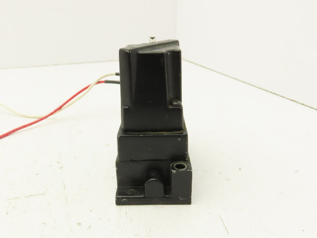 Parker GGL20025B01M05 Pneumatic Air 4/2 Solenoid Control Valve 120V 1/4" NPT