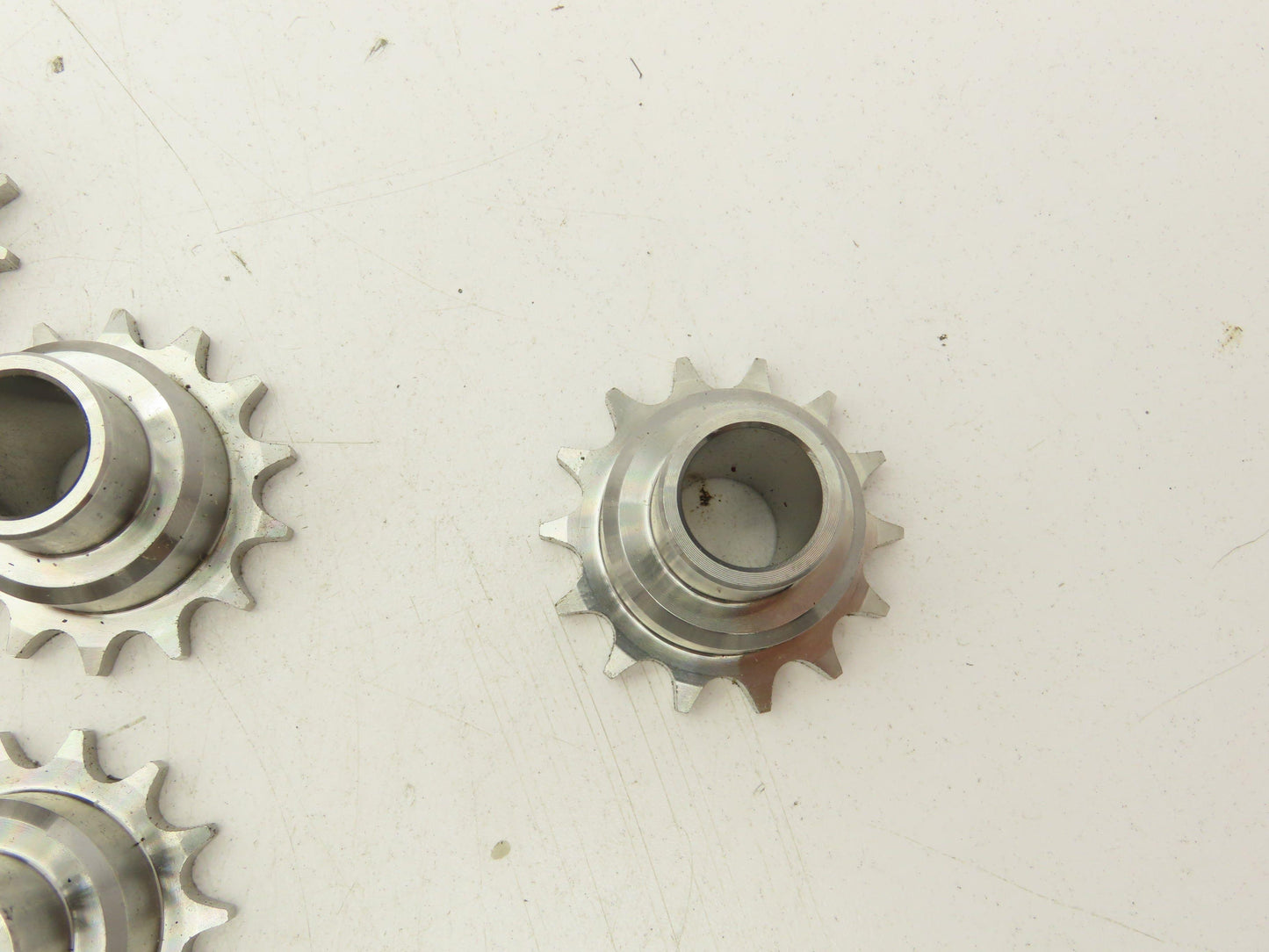 Conveyer Roller Chain Sprocket 14-Tooth 10mm Pitch  Lot of 11