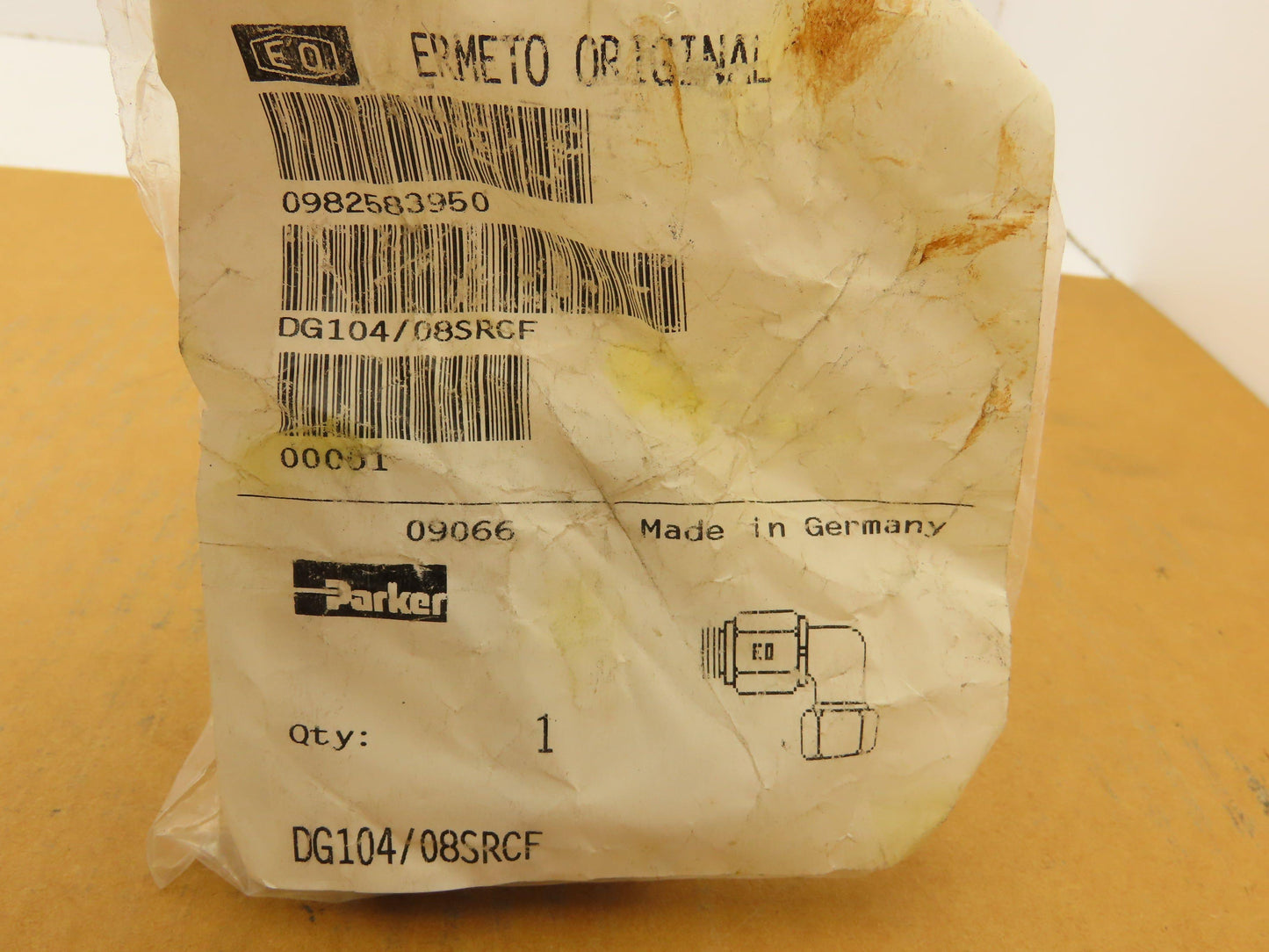 Parker DG104/08SRCF Ball Bearing Rotary Elbow Fitting