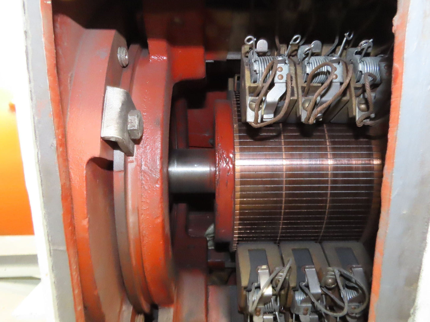 General Electric Direct Current 50Hp DC Motor 250RPM 125VDC 1156Y Fr Tachometer