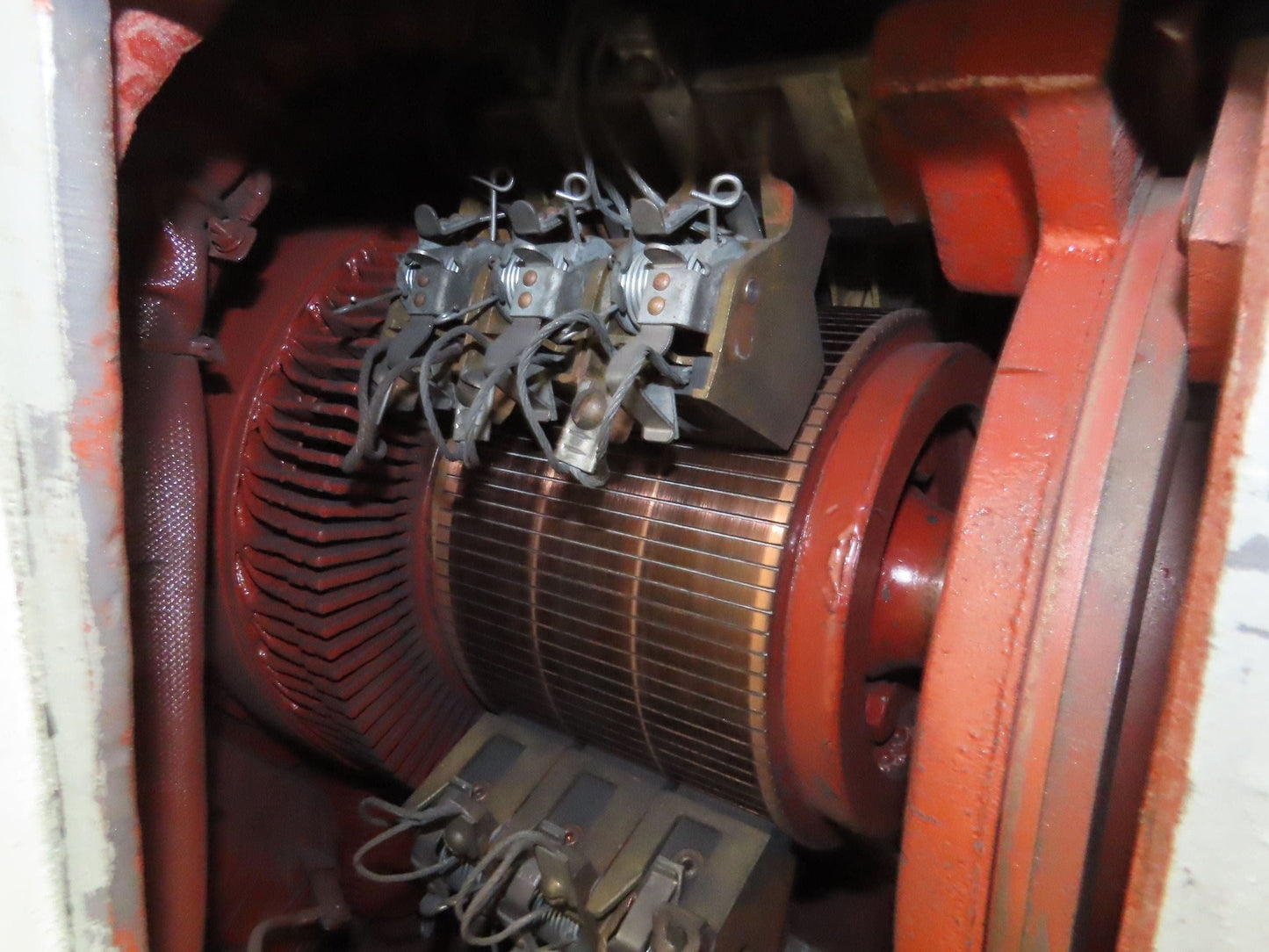 General Electric Direct Current 50Hp DC Motor 250RPM 125VDC 1156Y Fr Tachometer