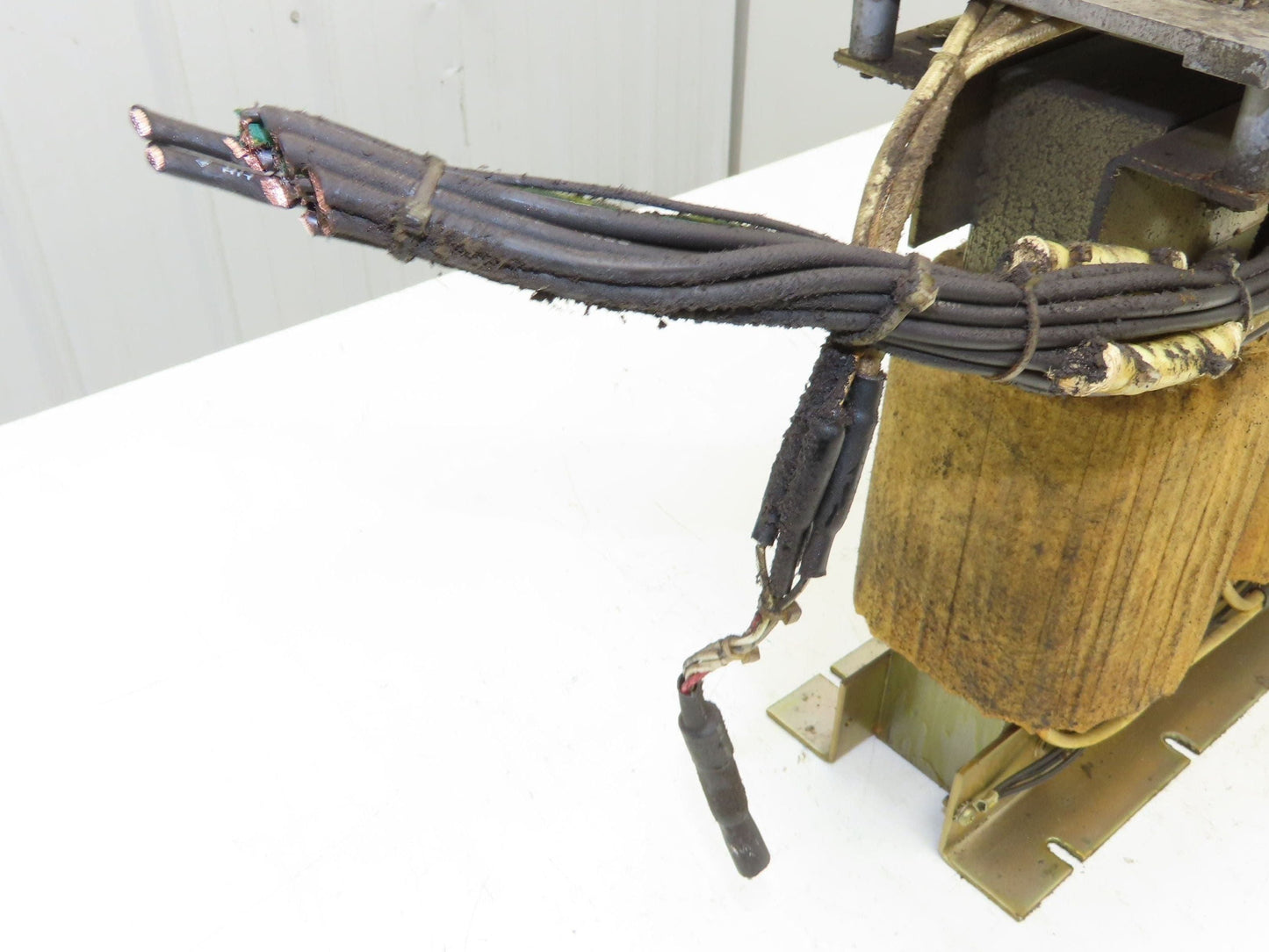 Fanuc A80L-0026-0024 Stepdown Transformer 7.5Kva 3PH