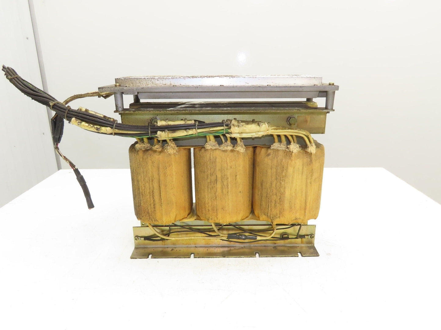 Fanuc A80L-0026-0024 Stepdown Transformer 7.5Kva 3PH