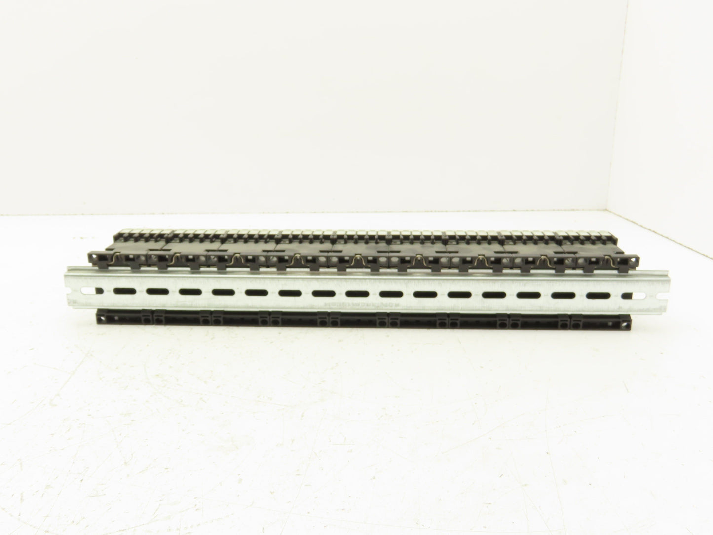 Siemens 3RT1016-2BB42 Contactor 24VDC Coil 9A 400VAC 4kW 3Pole Lot Of 9