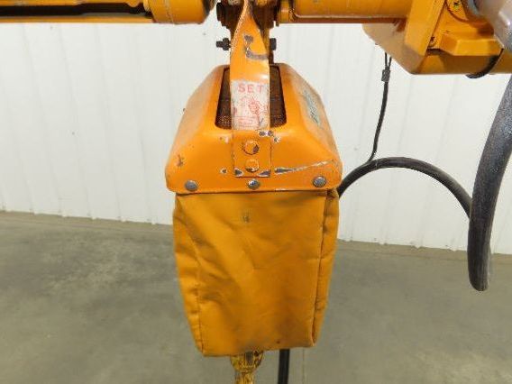 Harrington NER005LD 1/2 Ton Electrc Chain Hoist 14/5 FPM 2 Speed 12' Lift 3 PH