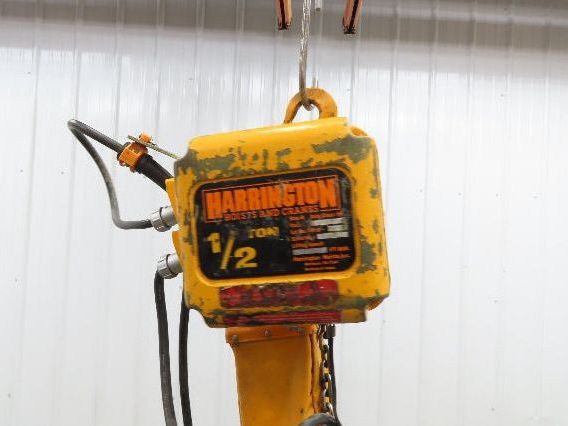Harrington NER005LD 1/2 Ton Electrc Chain Hoist 14/5 FPM 2 Speed 12' Lift 3 PH