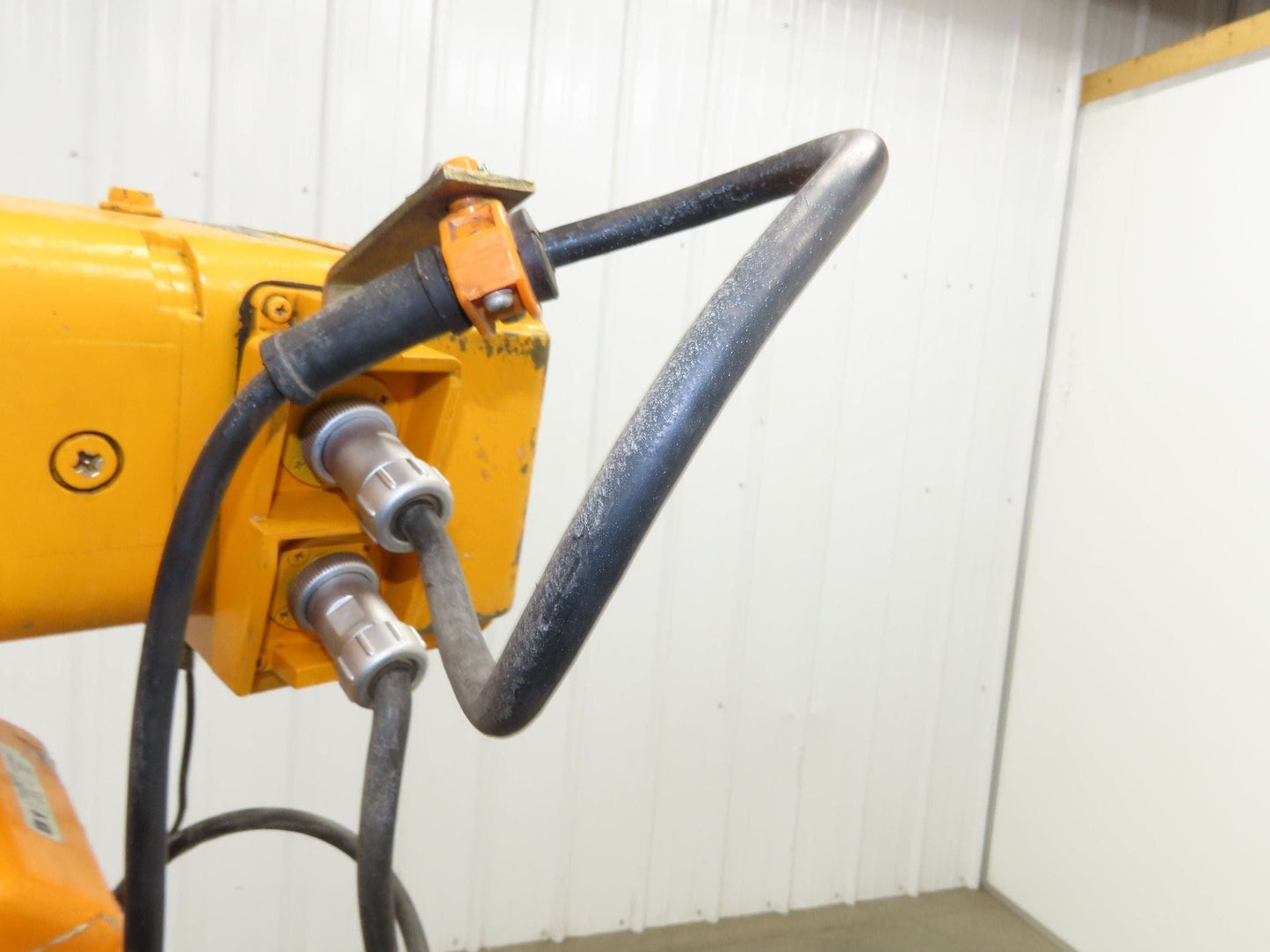 Harrington NER005LD 1/2 Ton Electrc Chain Hoist 14/5 FPM 2 Speed 9' Lift 3PH