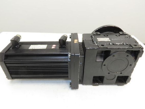 Lenze MCA 14L41-RS0B0 Servo Gear Motor 597 RPM 3.1Hp 390V 3PH 6.8:1 GKS05-3A
