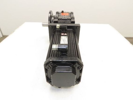 Lenze MCA 14L41-RS0B0 Servo Gear Motor 597 RPM 3.1Hp 390V 3PH LH 6.8:1 GKS05-3A