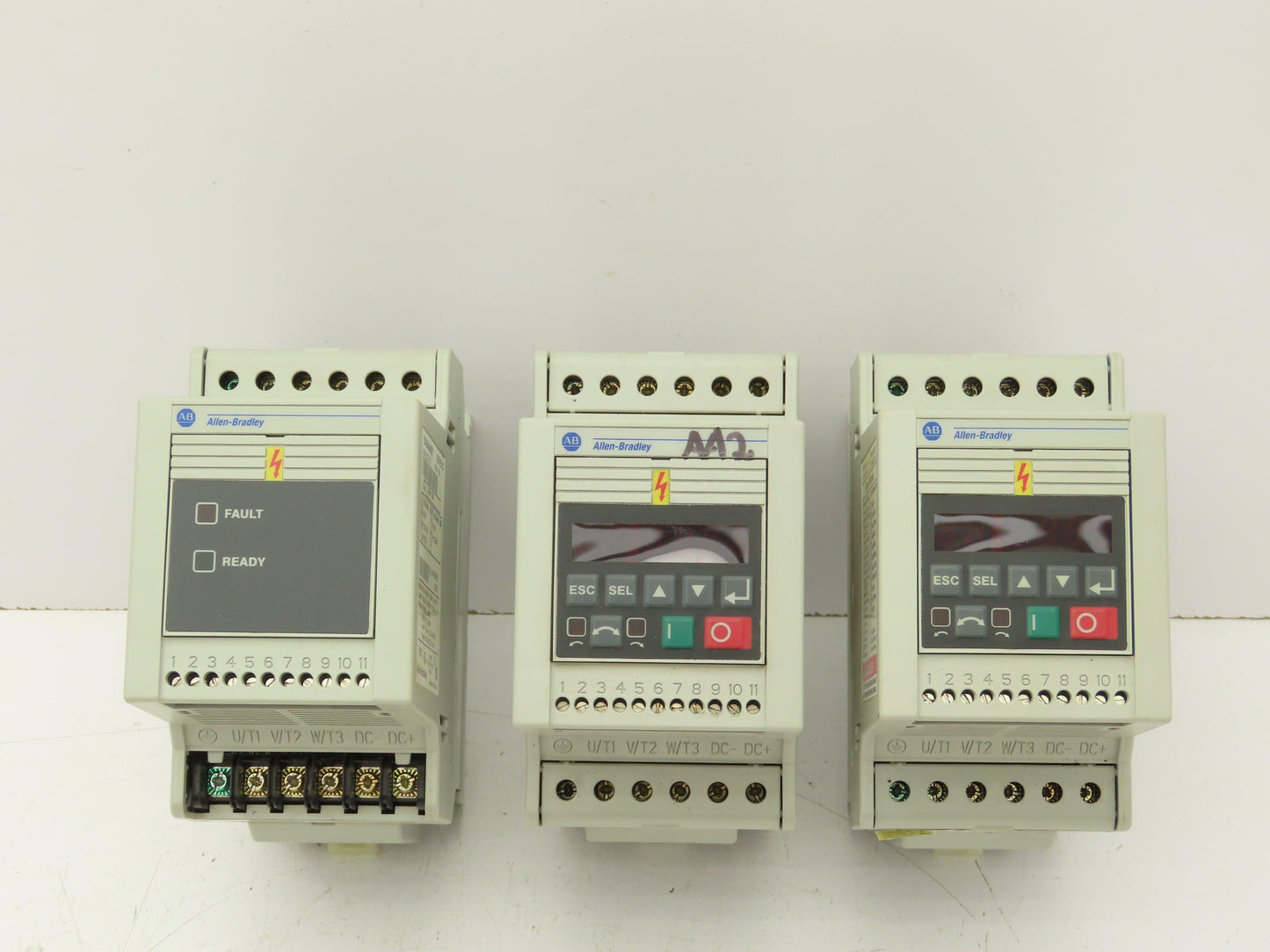 Allen Bradley 160-BA04NSF1 Speed Controller 380-460V 4.6A 2HP Ser.C Lot of 3