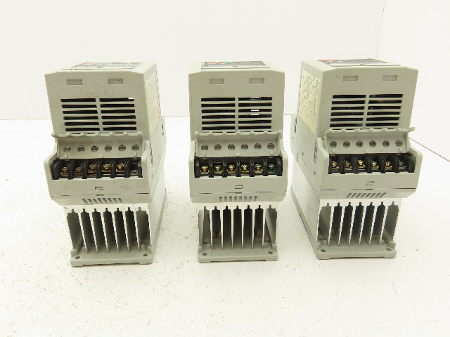 Allen Bradley Speed Controller 380-460V 2.8A 1HP Ser.C Lot of 3