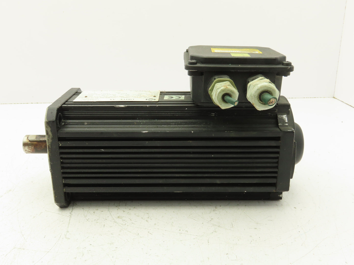 CO.M.E.R Powertech Drive AX 63.2C AC Servo Motor 1.4kw 2000 RPM 220/380V 3PH