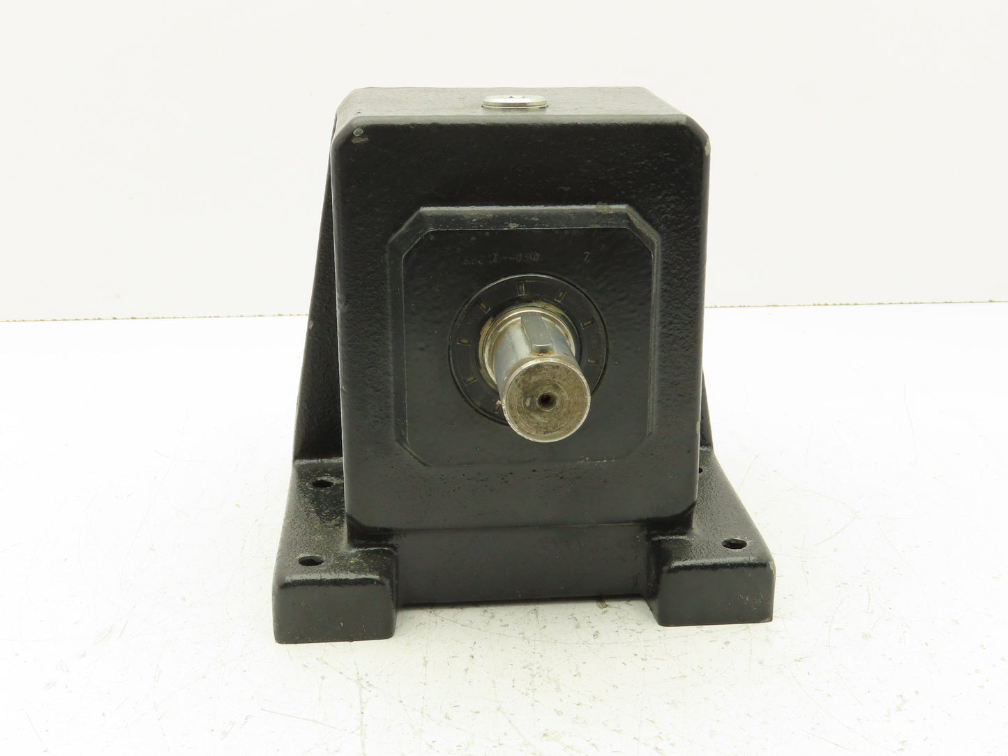 Stober C102N0047MT10 Servo Gearhead 4.7:1 Reducer Inline Gearbox MT10 Foot Mount