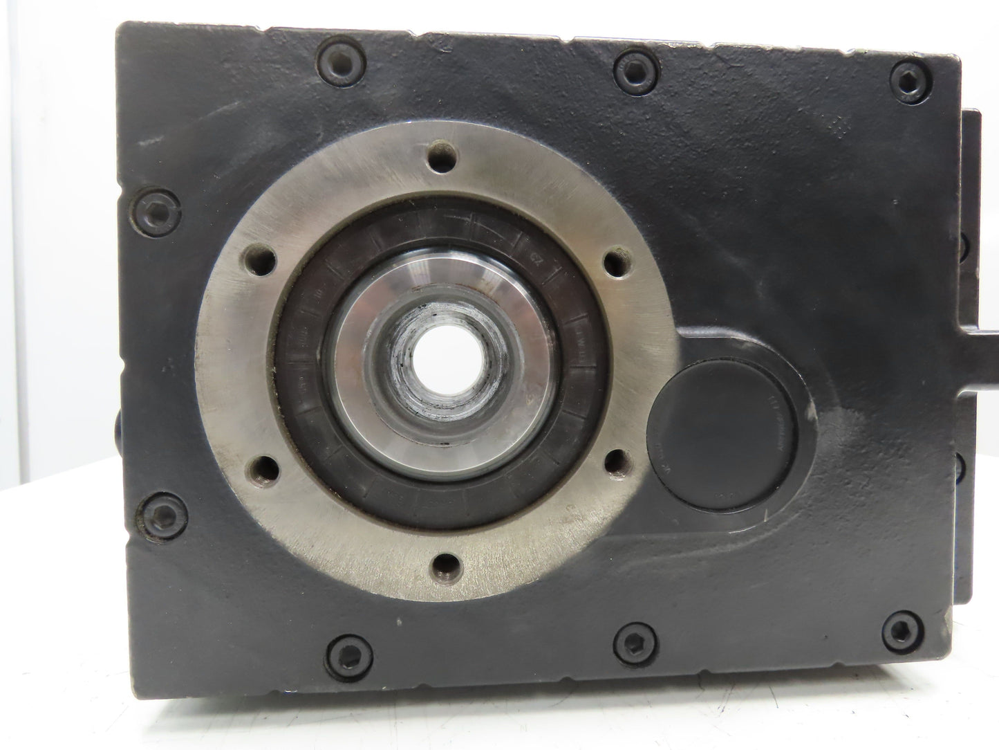 Lenze MCA 14L35-RS0B0 Servo Gear Motor 5.2Hp 390V 190rpm 18:1 Hollow Shaft GFL06