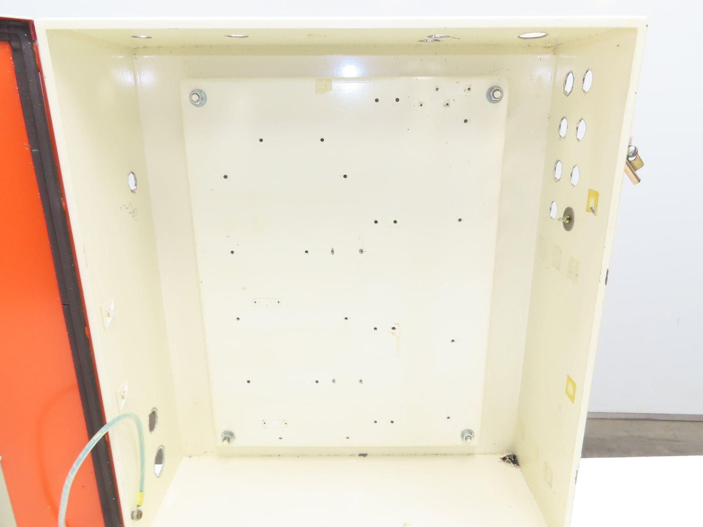 Electrical Enclosure Control Panel 24x21x8" Back Plate JIC Wall mount