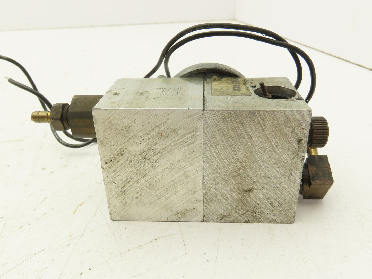 Autotrol 150-1286 Permanent Magnet Synchronous AC Gear Motor 27V