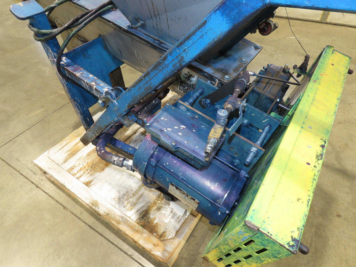 Portable Screw Auger Dry Bulk Feed Hopper Manual Push Cart 115/230V 1PH