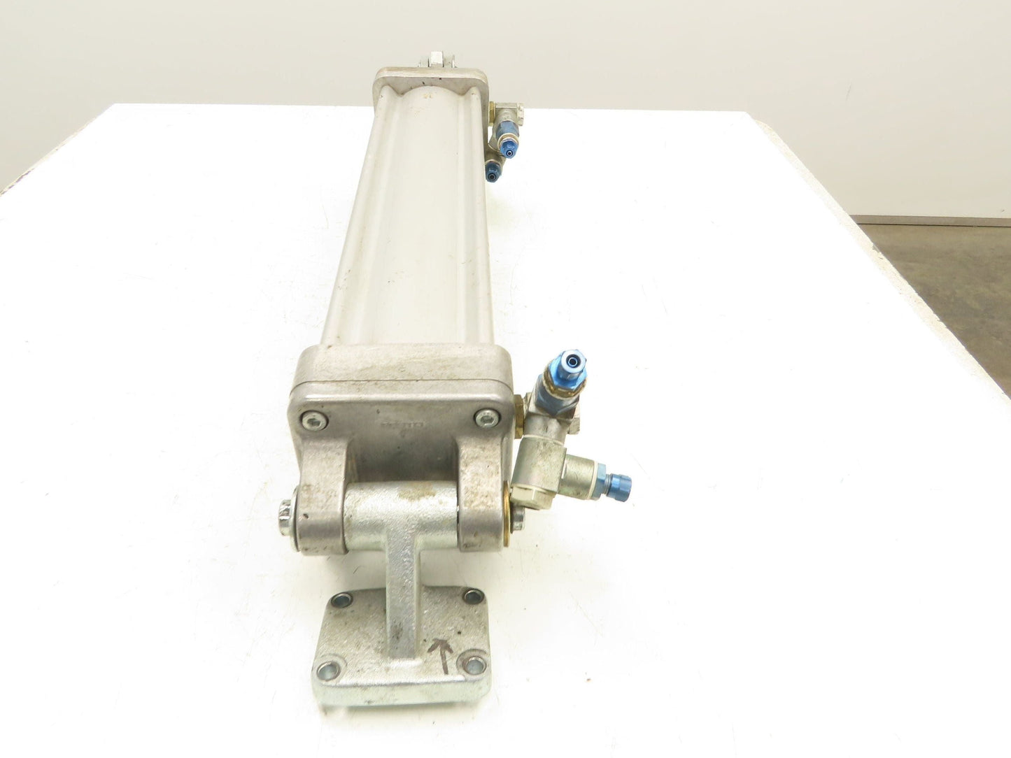 Festo DNU-100-390-PPV-A Pneumatic Air Cylinder 100mm Bore 390mm Stroke Clevis Mt