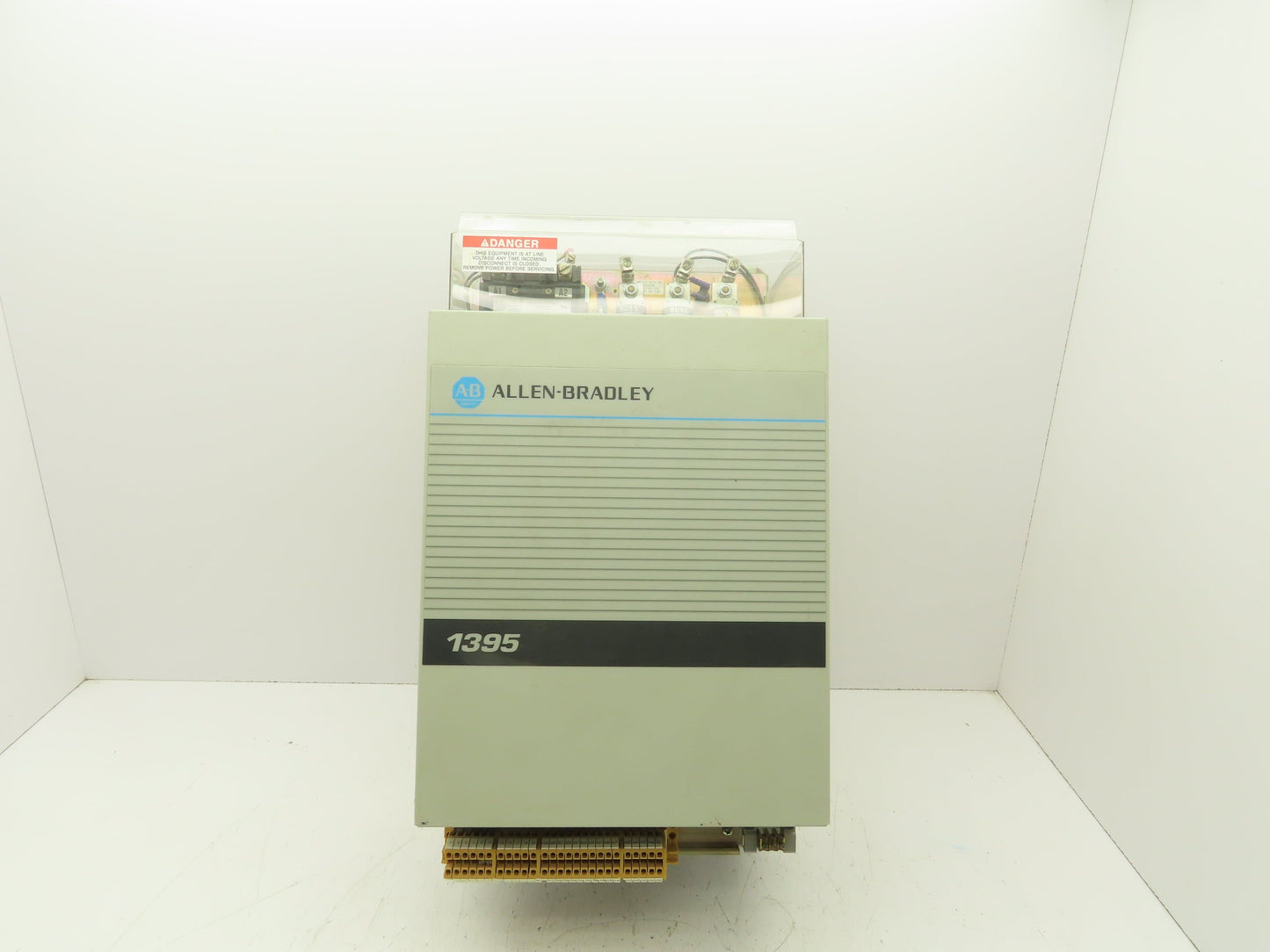 Allen Bradley 1395-B74-C2-P10-P50-X1 DC Controller Drive 60HP 500VDC 106A Ser B