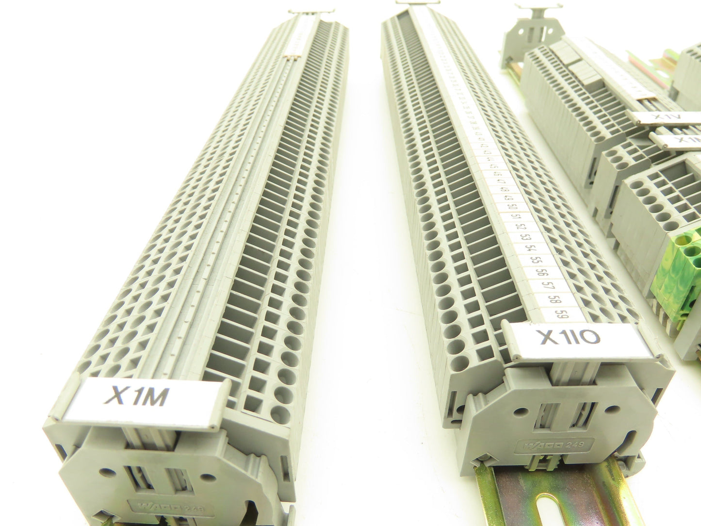 Wago 280 Terminal Block 3-pin 2.5mm² 28-12AWG Lot of 190