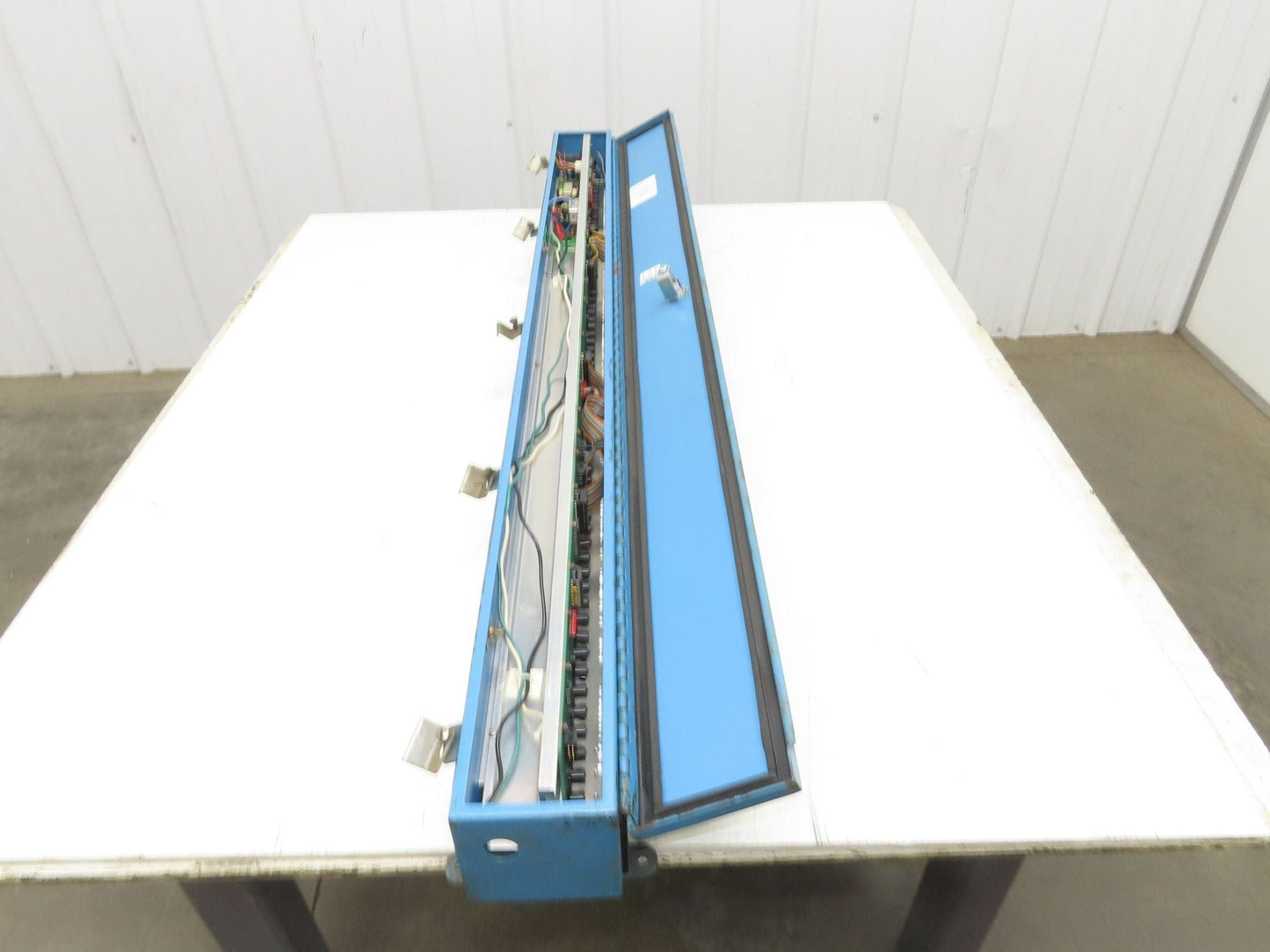 Dolan Jenner SS7B481MDO SafeScan Safety Light Curtain Transmitter 115V