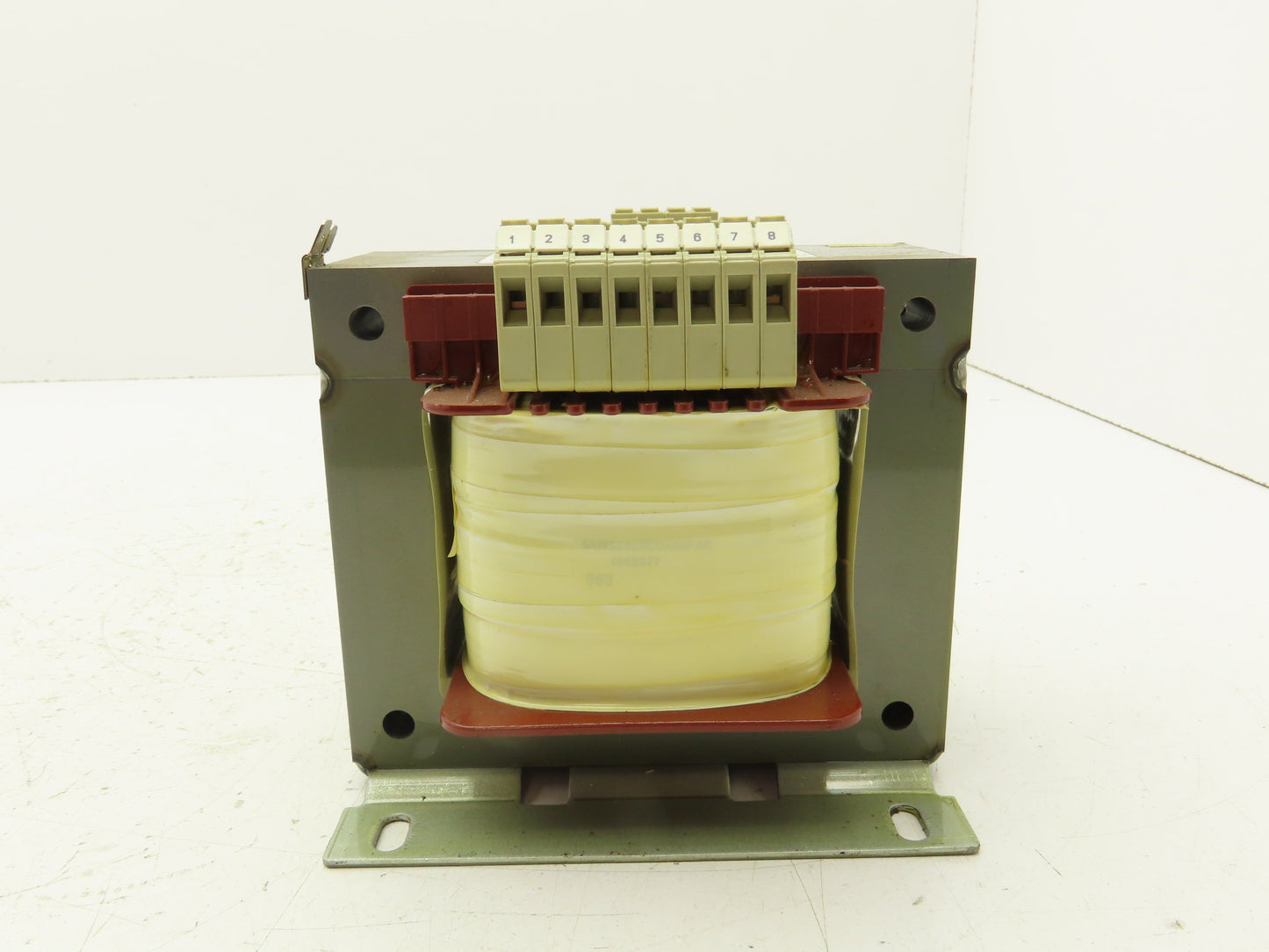 Siemens 4AM5542-8DD40-0FA0 3.4 kVA Transformer 1PH Pri: 208-550V Sec: 2x 115V