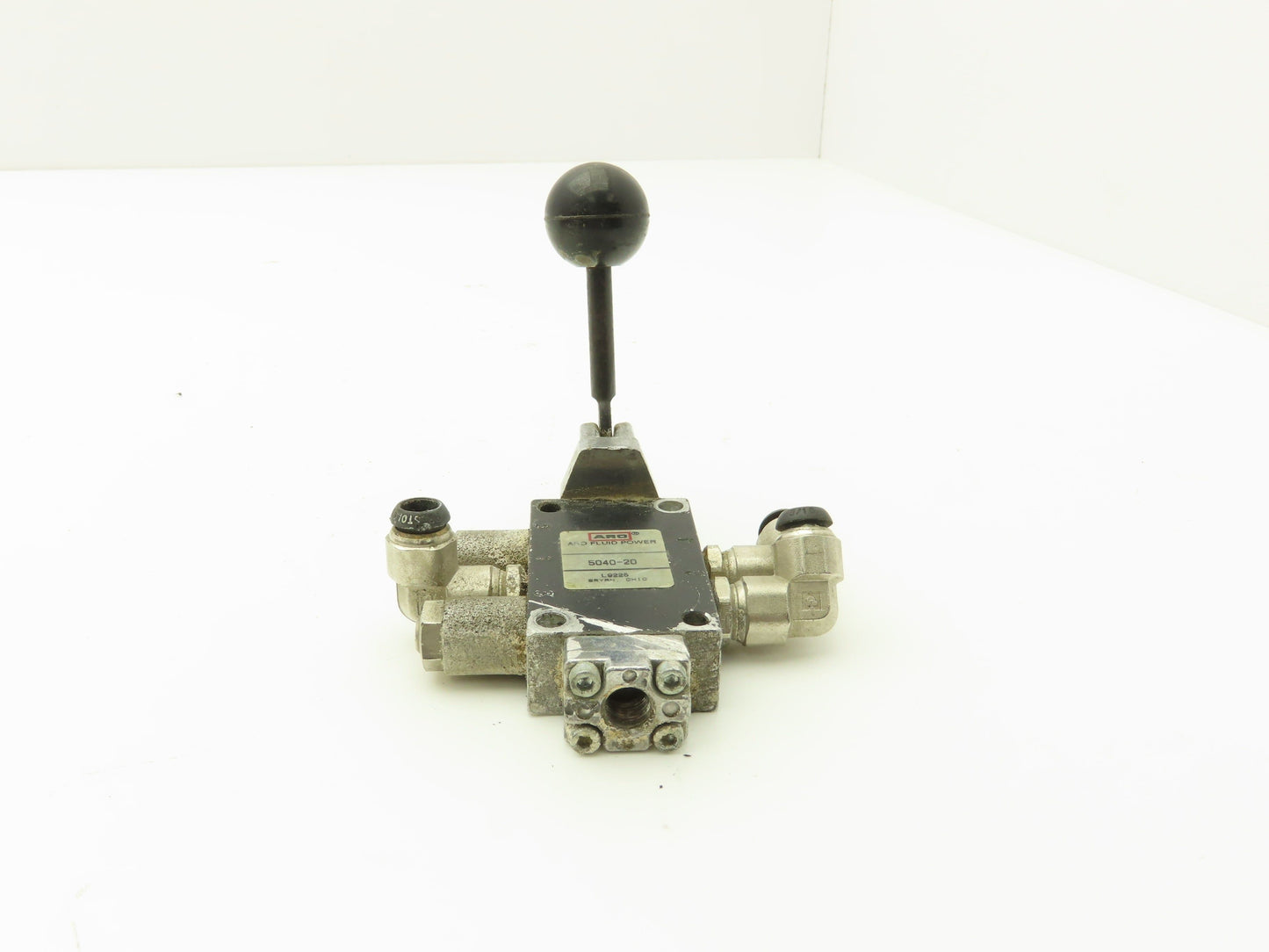 ARO 5040-20 Hand Lever Operated Air Valve 4-way 2-Position 1/8"npt