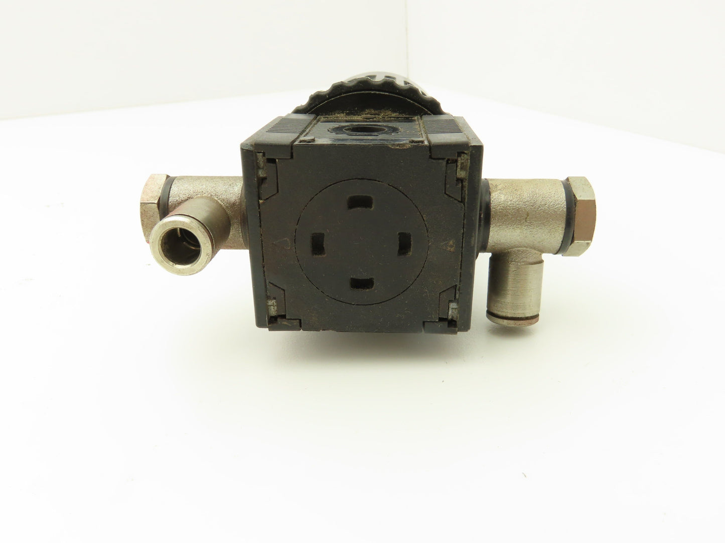 Bosch 0821302030 1/4" Air Line Pressure Regulator 10 Bar 145 PSI