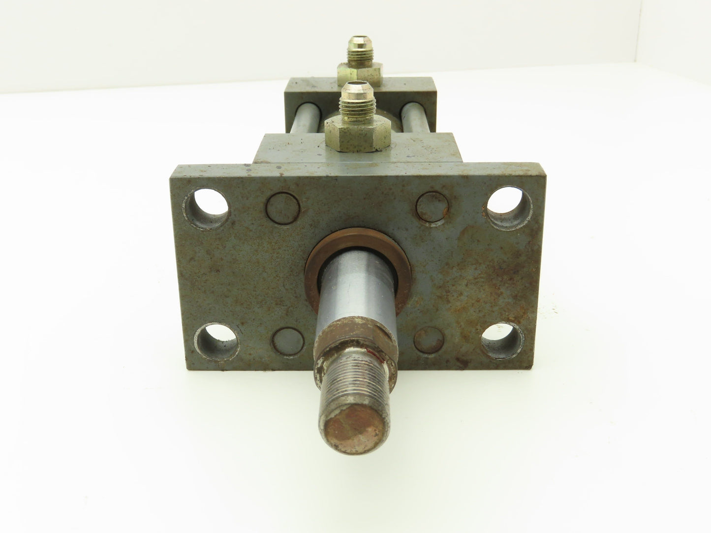 Miller HV61R2N HV Series Hydraulic Cylinder 2" Bore 2" Stroke 3600 PSI Flange Mt