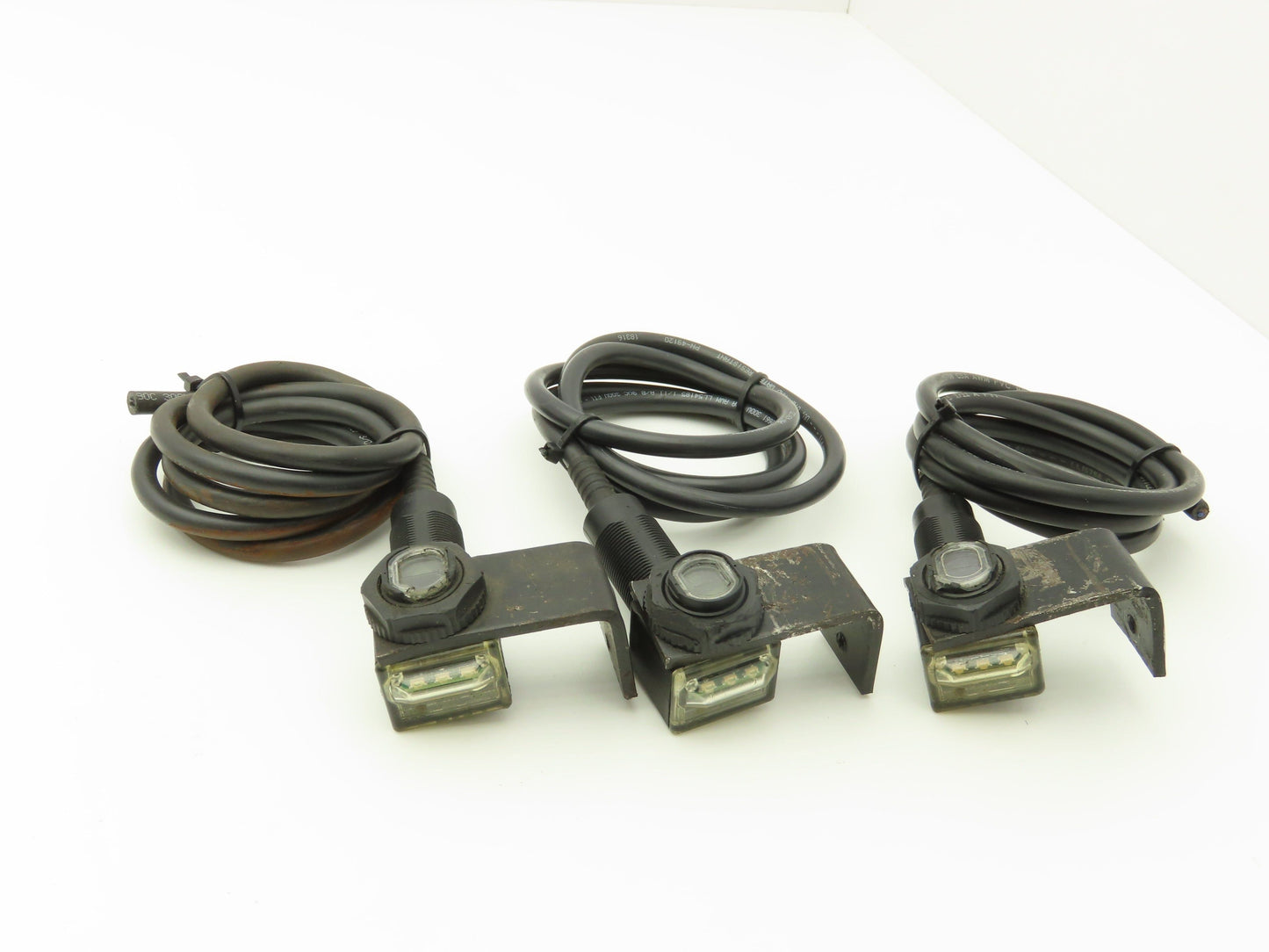 Allen Bradley 42EF-P2RCB-A2 RightSight Photoeye Proximity Sensor  Lot of 3