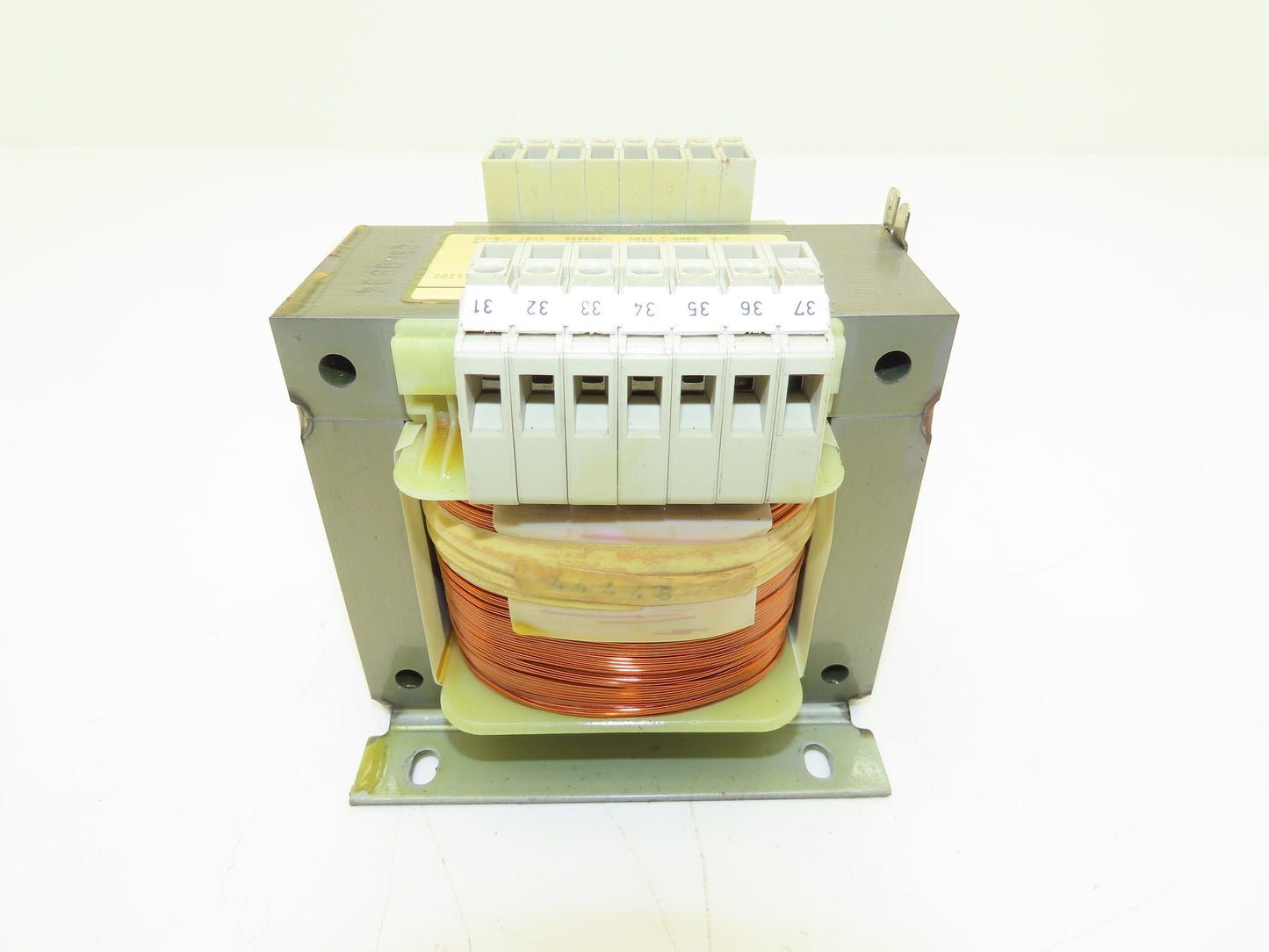 Siemens 4AM4641-8BE40-0C Power Supply 110-240VAC Out 190-575VAC In