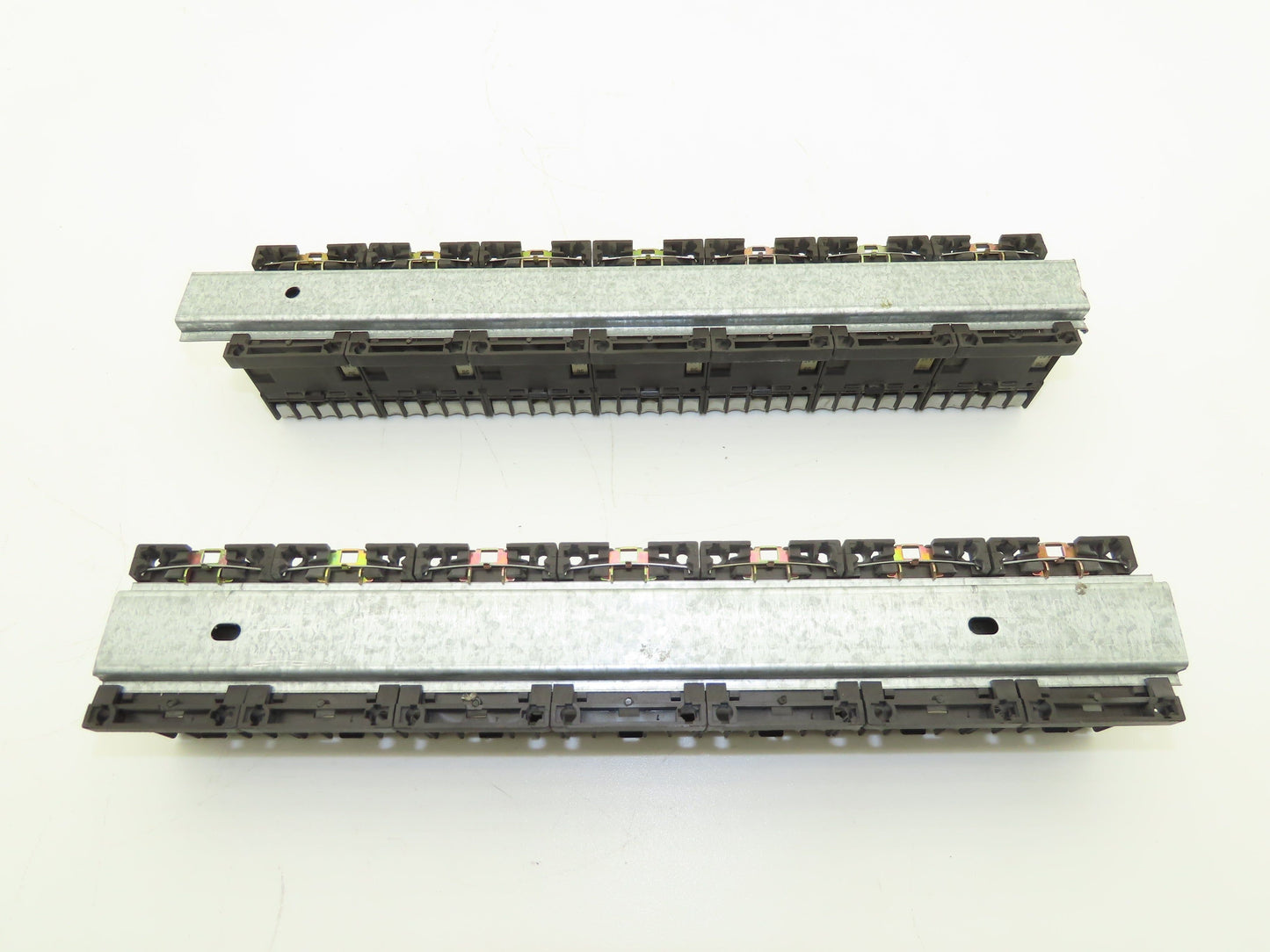 Moeller DIL ER-31-G Contactor 24VDC Coil 10A 600V 4-Pole 3NO 1NC Lot Of 14