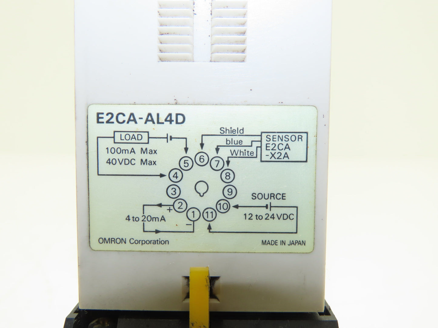 Omron E2CA-AL4D Proximity Sensor Amplifier Socket Base