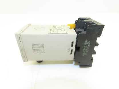 Omron E2CA-AL4D Proximity Sensor Amplifier Socket Base