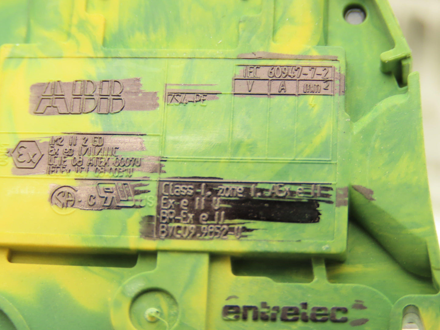 ABB Entrelec Mixed Size Terminal DIN Rail 2-Pole Lot of 117