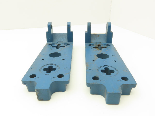 Demag 83729433 DK10 Electric Hoist Chain Guide Base Plate  Lot of 2