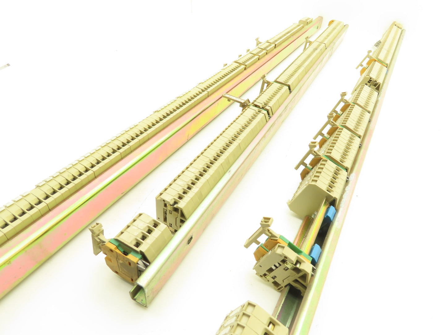 Klippon SAK R 10A Fuse Holders DIN Rails Lot of 383