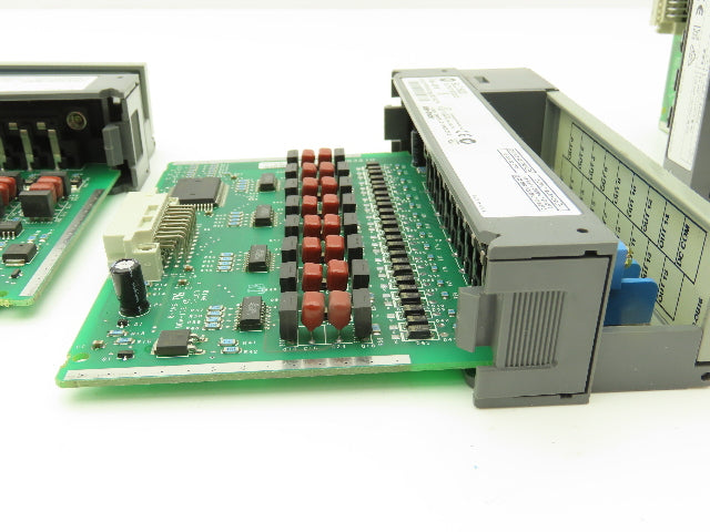 Allen Bradley 1746-OB16 SLC 500 Output Module Series D Missing Door Lot of 6